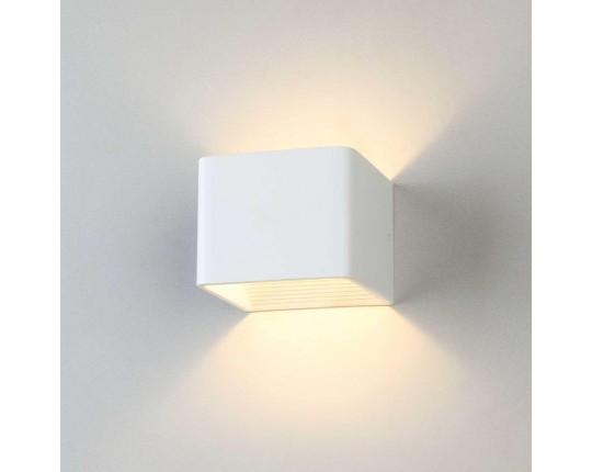 Настенный светодиодный светильник Elektrostandard Coneto Led белый MRL Led 1060 a040452 Настенный светодиодный светильник Elektrostandard Coneto Led белый MRL Led 1060 a040452