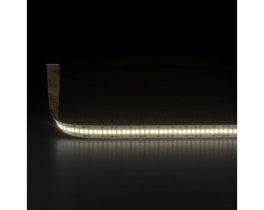 Светодиодная лента Elektrostandard 24W/m 240LED/m 2835SMD тёплый белый 5M a050173 Светодиодная лента Elektrostandard 24W/m 240LED/m 2835SMD тёплый белый 5M a050173