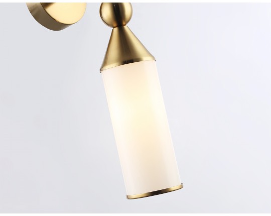  Настенный светильник LH55280 BS/FR латунь/белый матовый E14 max 40W 140*80*310