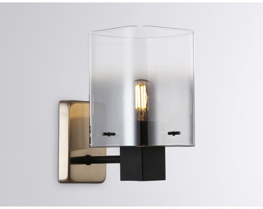  Настенный светильник LH57045 BK/DBS/SM черный/темная латунь/дымчатый E14 max 40W 195*110*185