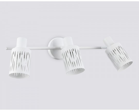 Настенно-потолочный спот в стиле лофт TR8665/3 WH белый E14/3 max 60W 560*100*190