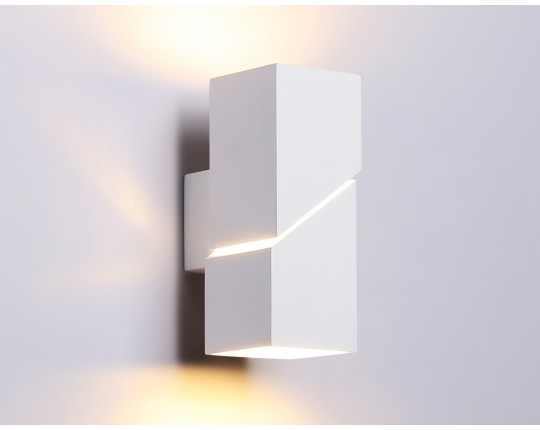  Настенный светильник со сменной лампой FW2474 WH белый G9 max 40W 155*60*90