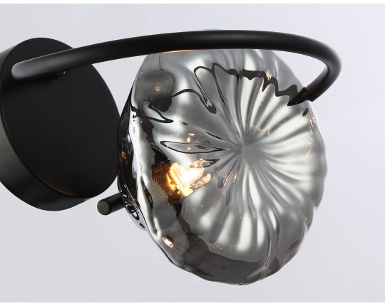  Настенный светильник LH15005 BK/SM черный/дымчатый G9 max 40W 195*210*170