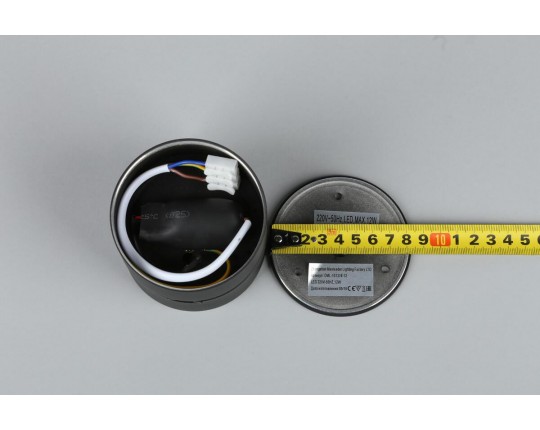Светодиодный спот Omnilux Lenno OML-101319-12 Светодиодный спот Omnilux Lenno OML-101319-12