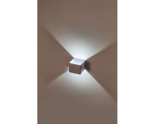 Светильник настенный LED 5W 4200K Белый 220V IP20 IL.0014.0003 WH