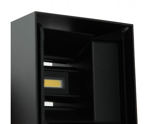 Светильник настенный LED 2*3W 4000K Черный 220V IP54