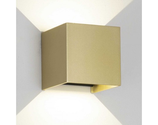 Настенный уличный светильник Mantra DAVOS 9226