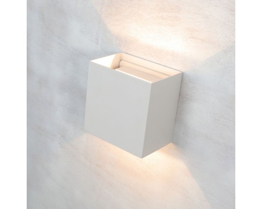 Уличный настенный светодиодный светильник Mantra Davos 7436