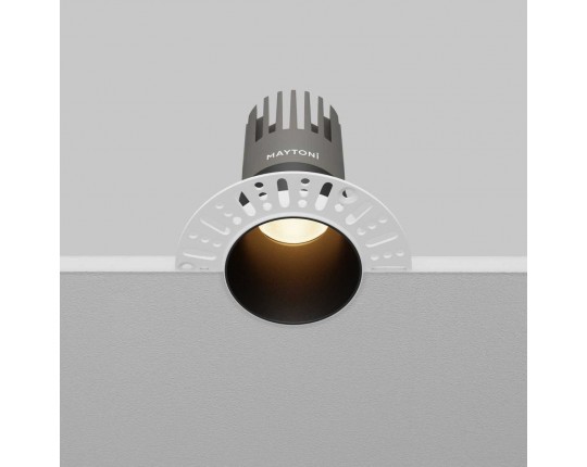 Встраиваемый светильник Maytoni Technical Downlight Dip DL120-10W-3K-TRS-B