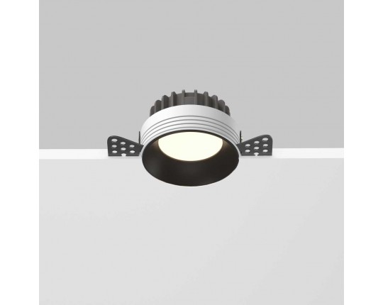 Встраиваемый светильник Maytoni Technical DL055-8W3-4-6K-TRS-B