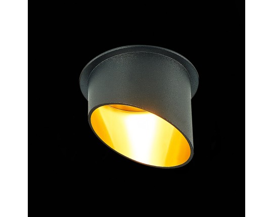 ST214.408.01 Св-к встр. Черный GU10 1*50W  IP20 L68xW68xH68 220V Без ламп