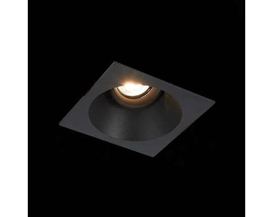 ST207.418.01 Св-к встр. Черный GU10 1*50W  L103xW103xH52 220V Без ламп