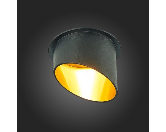 ST214.408.01 Св-к встр. Черный GU10 1*50W  IP20 L68xW68xH68 220V Без ламп