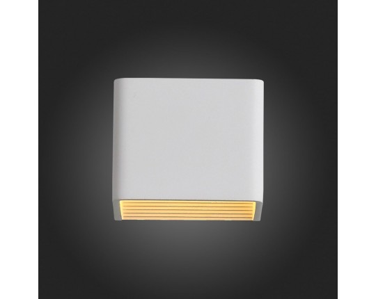 SL455.051.01 Светильник настенный ST-Luce Белый/Белый LED 1*6W 3000K