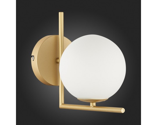 SL1148.301.01 Светильник настенный ST-Luce Латунь/Белый G9 1*5W