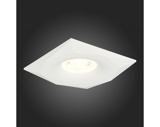 ST203.508.01 Св-к встр. Белый GU10 1*50W  L95xW95xH25 220V Без ламп