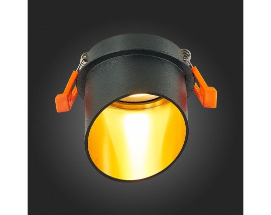 ST214.408.01 Св-к встр. Черный GU10 1*50W  IP20 L68xW68xH68 220V Без ламп