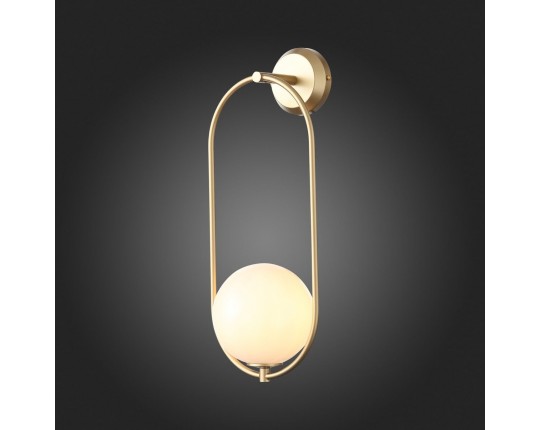 SL1118.201.01 Светильник настенный ST-Luce Золотистый/Белый E14 1*40W
