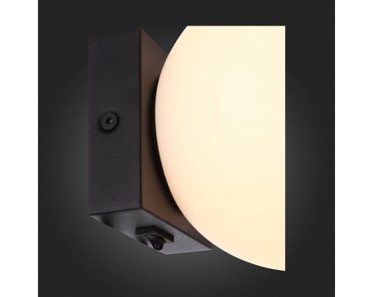 SL1581.401.01 Светильник настенный ST-Luce Черный/Белый LED 1*5W 3200K