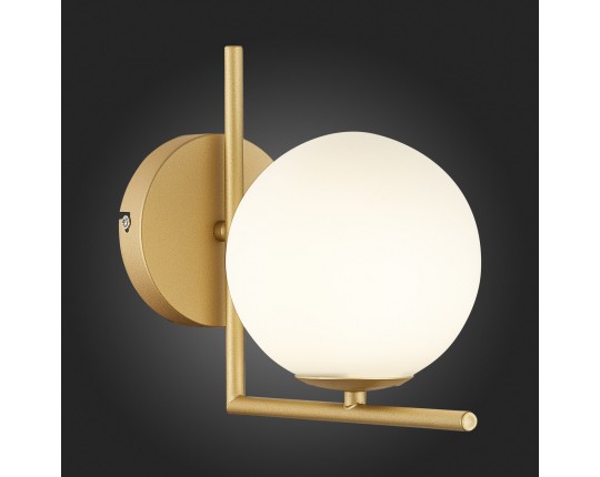 SL1148.301.01 Светильник настенный ST-Luce Латунь/Белый G9 1*5W