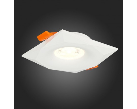 ST203.508.01 Св-к встр. Белый GU10 1*50W  L95xW95xH25 220V Без ламп