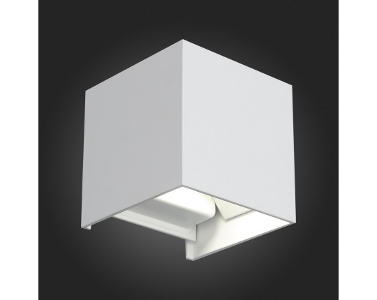 SL560.501.02 Светильник уличный настенный ST-Luce Белый/Белый LED 2*3W 4000K