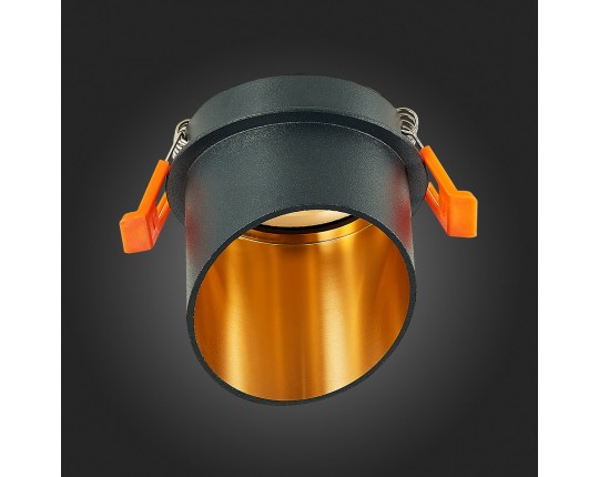 ST214.408.01 Св-к встр. Черный GU10 1*50W  IP20 L68xW68xH68 220V Без ламп