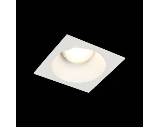 ST207.518.01 Св-к встр. Белый GU10 1*50W  L103xW103xH52 220V Без ламп